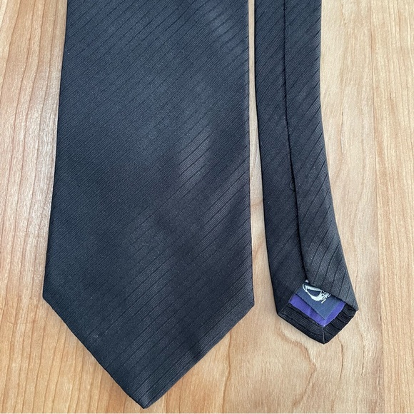 NAUTICA Mens Silk Tie Black Striped Woven 4” Classic Designer Necktie - Picture 1 of 2